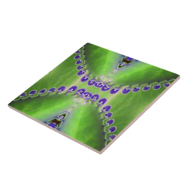 Grünes und Lila Design Fliese (Seite)