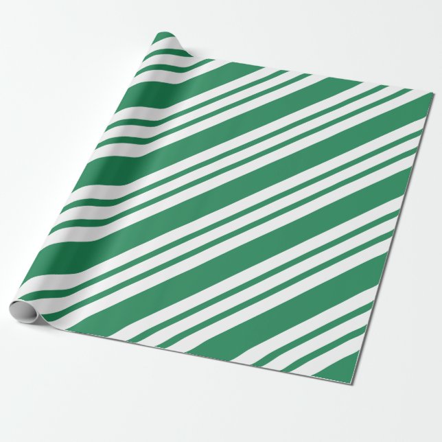 Grünes Weihnachtscreme Peppermint Wrapping Paper Geschenkpapier (Ungerollt)
