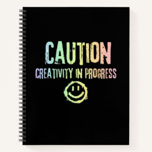 Grunge Kreativität in Progress-Künstler Notizbuch