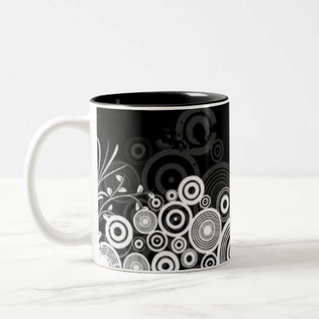 Grunge kreist Tasse ein (Links)