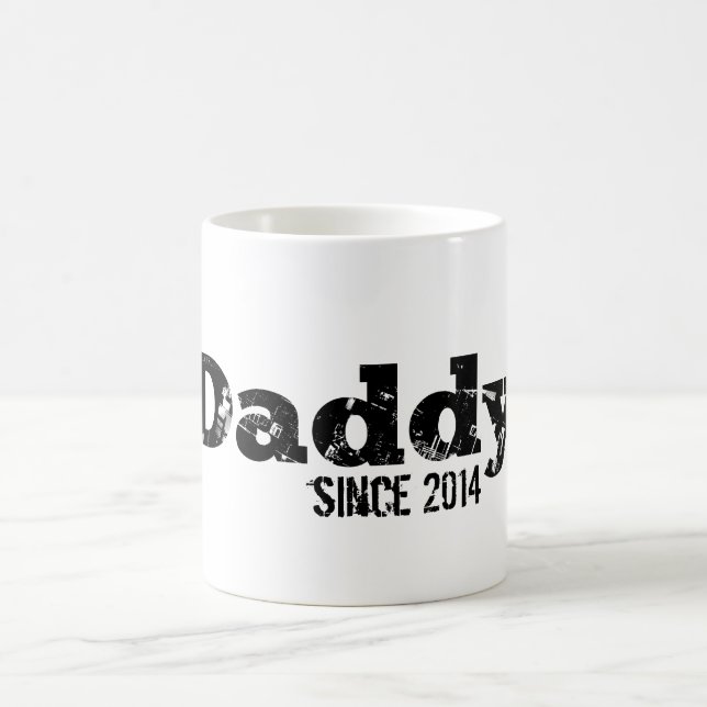 Grunge Papa seit 2014 Kaffeetasse (Mittel)