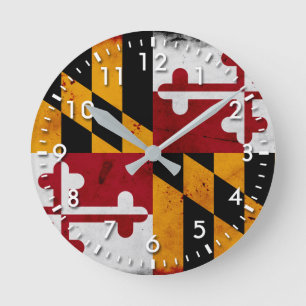 Grunge-Patriotische Flagge des Bundesstaates Maryl Runde Wanduhr