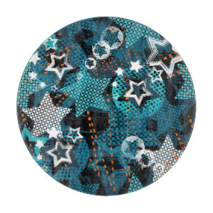 Grunge-Star-Muster, spielerisches Kinderdesign. Schneidebrett