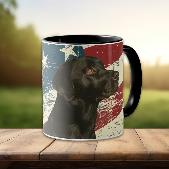 Grunge USA Flag Black Labrador Retriever Dog Tasse (Von Creator hochgeladen)