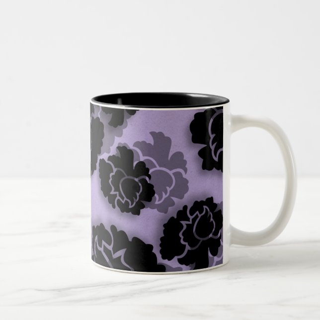 Grungy Floral Decadence Tasse, Lavendel Zweifarbige Tasse (Rechts)