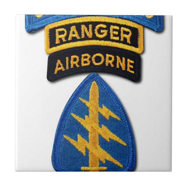 Gruppe "Grüne Berets SF SOF SFG SOC" Fliese (Vorderseite)