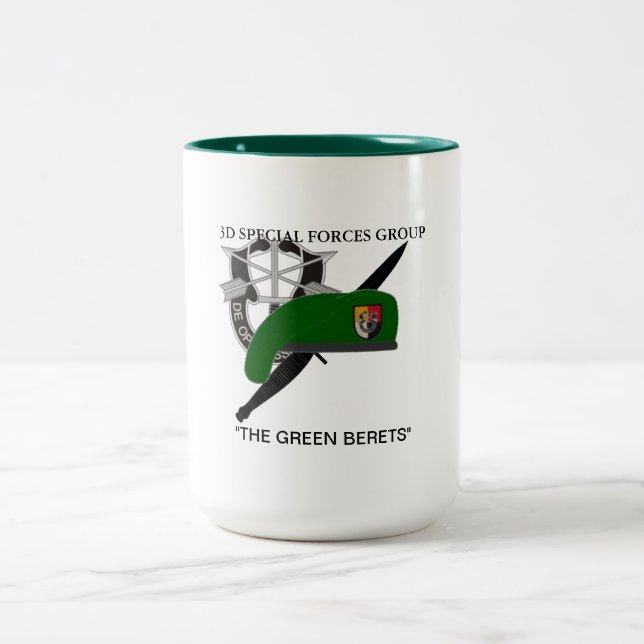 GRUPPEN-TASSE der SPEZIELLEN KRAFT-3D Zweifarbige Tasse (Mittel)