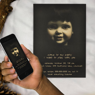 Grusel-Porzellanpuppe-Gothics Halloween-Party Einladung