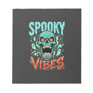Gruselige Halloween-Geister-Schädel-Design_1 Notizblock