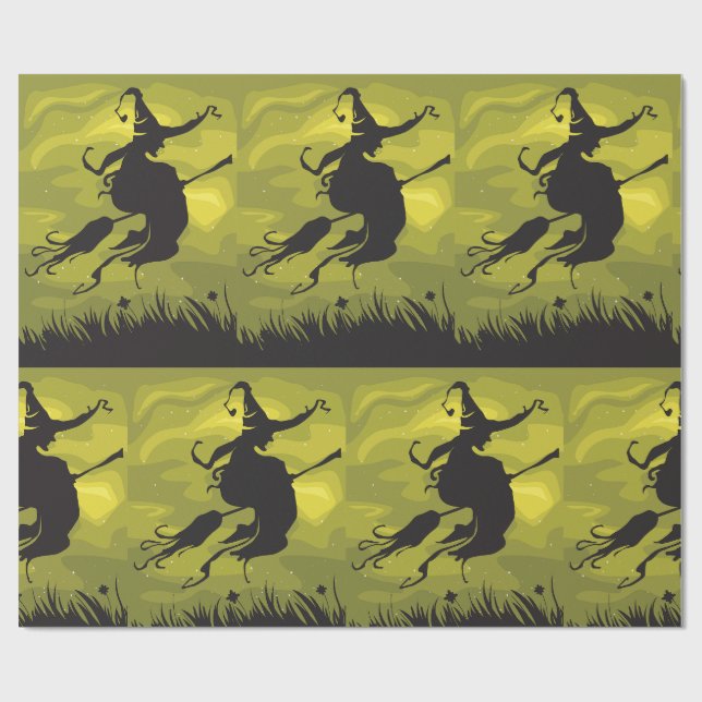 Gruselige Halloween-Hexe fliegt auf Besenstiel Geschenkpapier (Flach)