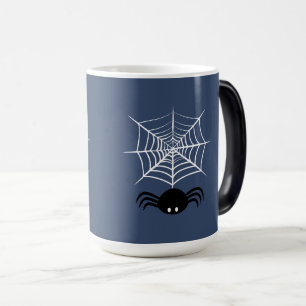 Gruselige Halloween-Spinnen-Illustration Verwandlungstasse