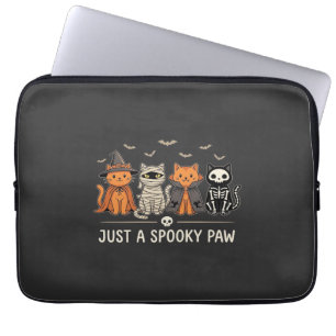 Gruselige Pfote Halloween-Katzenkostüm-Vektordesig Laptopschutzhülle