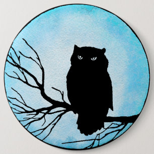 Gruselige Vintage-Eule mit silberblauem Wasserfarb Button
