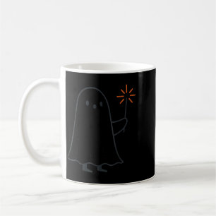 Gruseliger Geist hält Sparkler Halloween-Kostüm Kaffeetasse