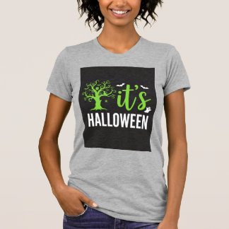 Gruseliger Halloween-Baum-Fledermäuse-Vektordesign T-Shirt