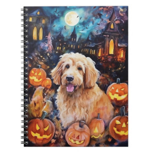Gruseliger Halloween Goldendoodle mit Kürbissen Notizblock