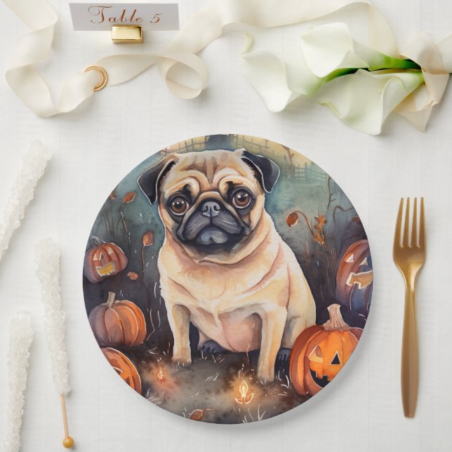 Gruseliger Halloween-Mops mit Kürbissen Pappteller (Hochzeit)