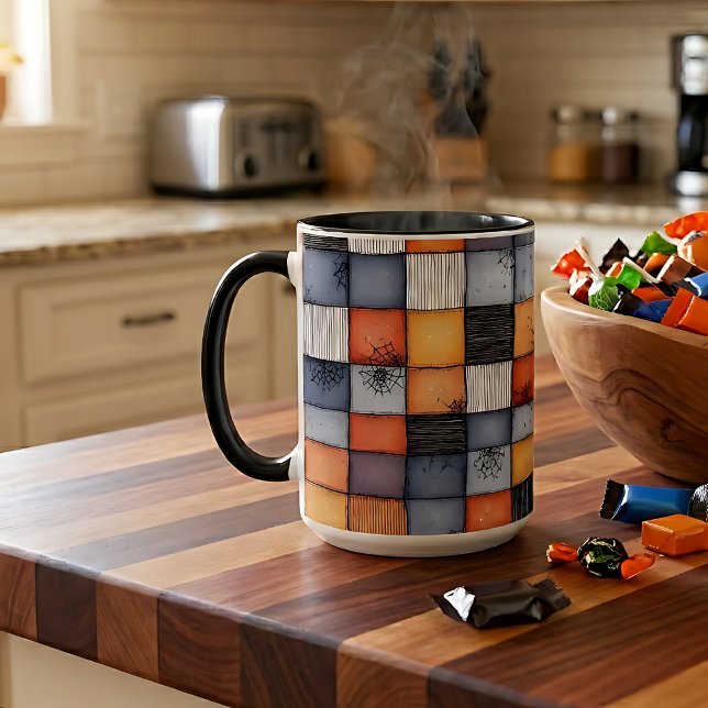 Gruseliger Halloween-Patchwork-Zweifarben-Kaffeebe Tasse (Von Creator hochgeladen)