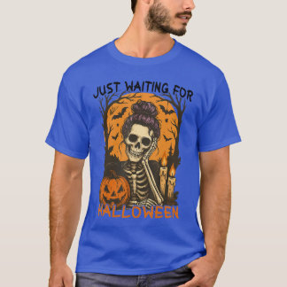 Gruseliger Sommer-Skelett, das nur auf Halloween w T-Shirt