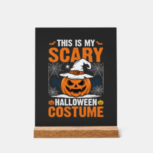 Gruseliges Halloween-Kostenüm Kürbis Hexenhut Desi Acrylschild