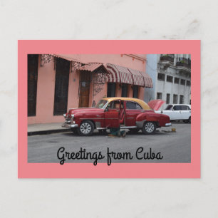 Grüße aus Cuba Rotes Auto Rosa Gebäude Postkarte