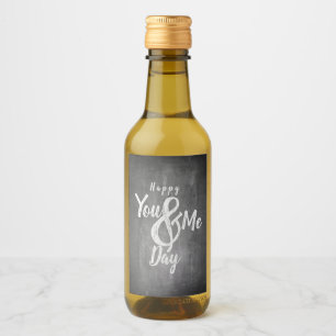 Grüße Jubiläum im Chalkboard-Look Weinetikett