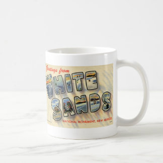 Grüße vom Weiß versandet Vintage Postkarten-Tasse Tasse