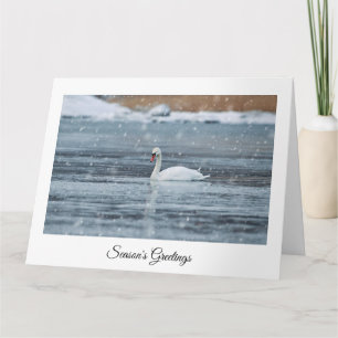 Grußkarte zur Saison mit weißem Schwan im Schnee Karte