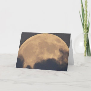Grußkartensupermond in grauen Wolken Karte