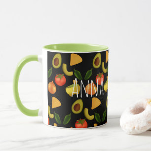 Guacamole und Tortilla-Chips Tasse
