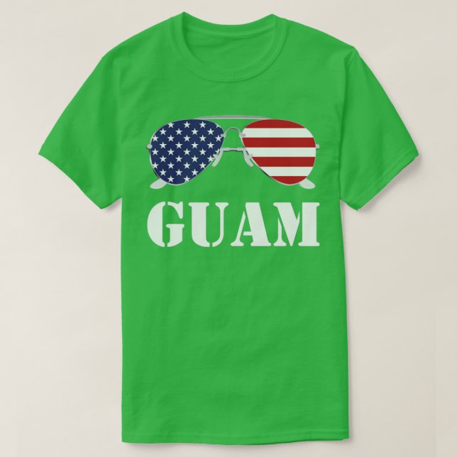Guam American Flag Sonnenbrille Patriotic T-Shirt (Design vorne)