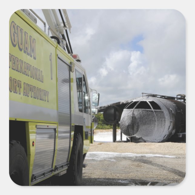 Guam's WONPAT Airport Quadratischer Aufkleber (Vorderseite)