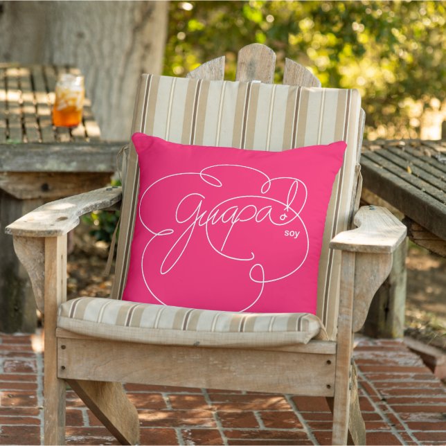 GUAPA soy - Bold Cloud S - White Script Kissen (Stuhl )