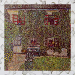 Guardaboschi Haus von Gustav Klimt, Vintage Kunst Puzzle<br><div class="desc">Das Guardaboschi-Haus (1912) von Gustav Klimt ist ein Vintages Viktorianisches Kunstsymbolismus-Gemälde. Von außen hat man einen Blick auf ein Landhaus mit Blume und Pflanze in den Fenstern und Efeu, der an den Wänden wächst. Eine blaue Bank steht gegenüber dem Zuhause mit Blick auf den Garten. Über den Künstler: Gustav Klimt...</div>