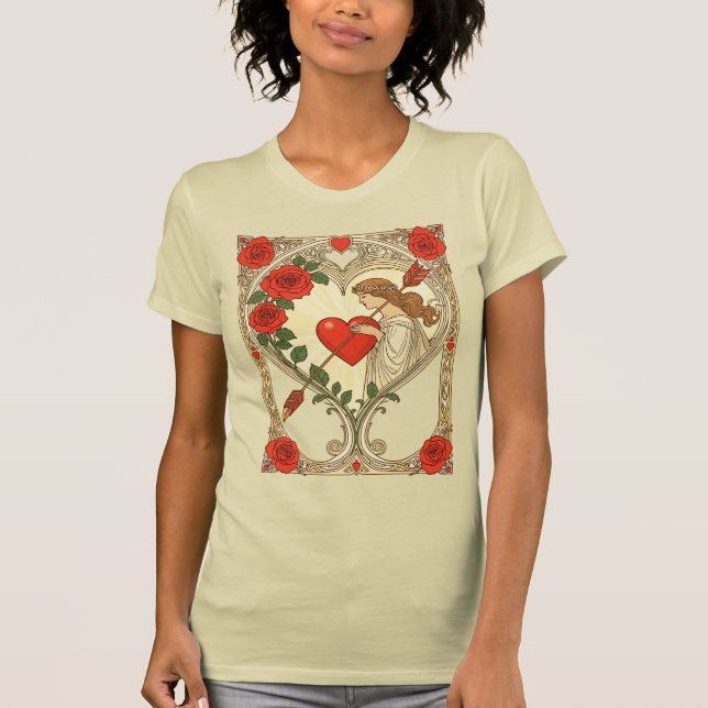 Guarded Heart Vintage Art Nouveau Romance T-Shirt (Vorderseite)