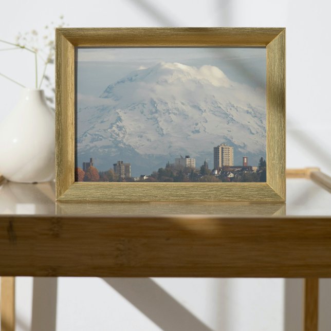 Guardian Mount Rainier Landschaft Fotodruck (In Situ Framed)