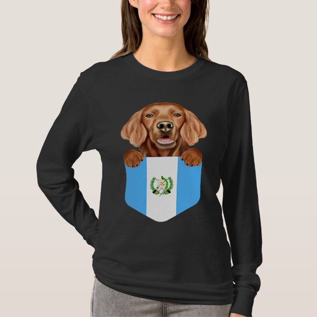 Guatemala Flag Irish Setter Dog In Pocket T-Shirt (Vorderseite)