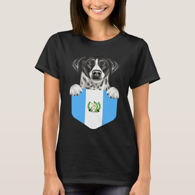 Guatemala Flag Pointer Dog In Pocket T-Shirt (Vorderseite)