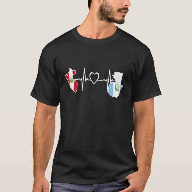 Guatemala Peru Flag Guatemalan Peruvian Heartbeat T-Shirt (Vorderseite)
