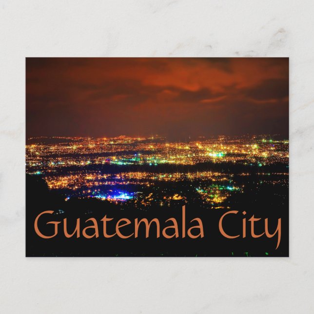 Guatemala Stadt, Guatemala, C.A. in der Nacht. Postkarte (Vorderseite)