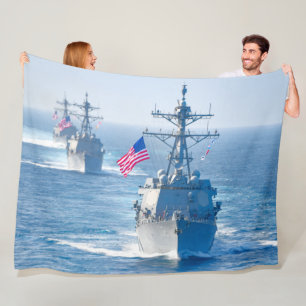 GUIDED-MISSILE DESTROYER - DDG-102 FLEECEDECKE