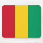 Guinea-Conakry Flagge Mousepad<br><div class="desc">Dieser mousepad Entwurf enthält einfach die guineische Flagge. Eine große Weise,  Guinea-Conakry zurückzurufen während am Computer.</div>