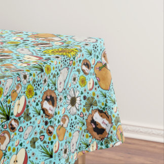 Guinea Schweine in blau Tischdecke