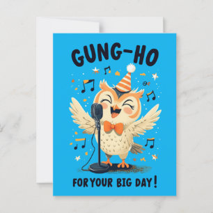 Gung-Ho Owl Geburtstagsfeier Gesang Design Postkarte