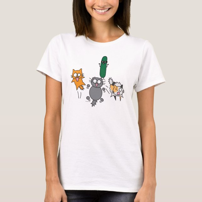 Gurke, die Katzen - Katze gegen Gurke erschrickt T-Shirt (Vorderseite)