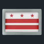 Gürtelschnalle mit Flagge von Washington DC<br><div class="desc">Mit diesem stilvollen Gürtelschnalle mit der Fahne von Washington D.C. präsentieren Sie Ihren Stolz auf die Hauptstadt der Nation!! Dieser Gürtelschnalle, der mit viel Liebe zum Detail gestaltet wurde, ist mehr als nur ein Accessoire; er ist eine Feier von Washington, D.C., seiner einzigartigen Identität und seinem einzigartigen Erbe. Das kühne...</div>