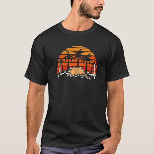Gürteltier-Herzschlag Retro   T-Shirt (Vorderseite)