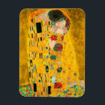 Gustav Klimt Der Kiss Magnet<br><div class="desc">Magnet mit Gustav Klimts Ölgemälde mit Goldblatt Der Kuss (1908). Ein Mann und eine Frau, die leuchtende goldene Farben tragen, sich liebevoll umarmen und in einem Feld von Blume küssen. Ein großartiges Geschenk für Jugendliche und österreichische Kunstliebhaber.</div>