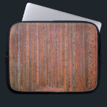 Gustav Klimt Fir Forest Tannenwald Rote Bäume Laptopschutzhülle<br><div class="desc">Vintager Gustav Klimt Fir Forest - Jugendstil Rote Bäume Diese wunderschöne Vintage Gemälde von Meister Gustav Klimt. Das Gemälde namens Tannenwald I zeigt uns eine wunderschöne Landschaft mit Roten Tannen, durch einen dichten Wald. Gustav Klimt fasste in diesem Landschaftsbild das Gefühl der Lebenskraft auf. Der Tannenwald wurde 1901, während der...</div>
