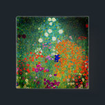Gustav Klimt Flower Garden<br><div class="desc">Button mit Gustav Klimts Ölgemälde Blumengarten (1906). Ein schöner Garten mit lila, roten, weißen, blauen und orangefarbenen Blume. Ein großartiges Geschenk für Jugendliche und österreichische Kunstliebhaber.</div>